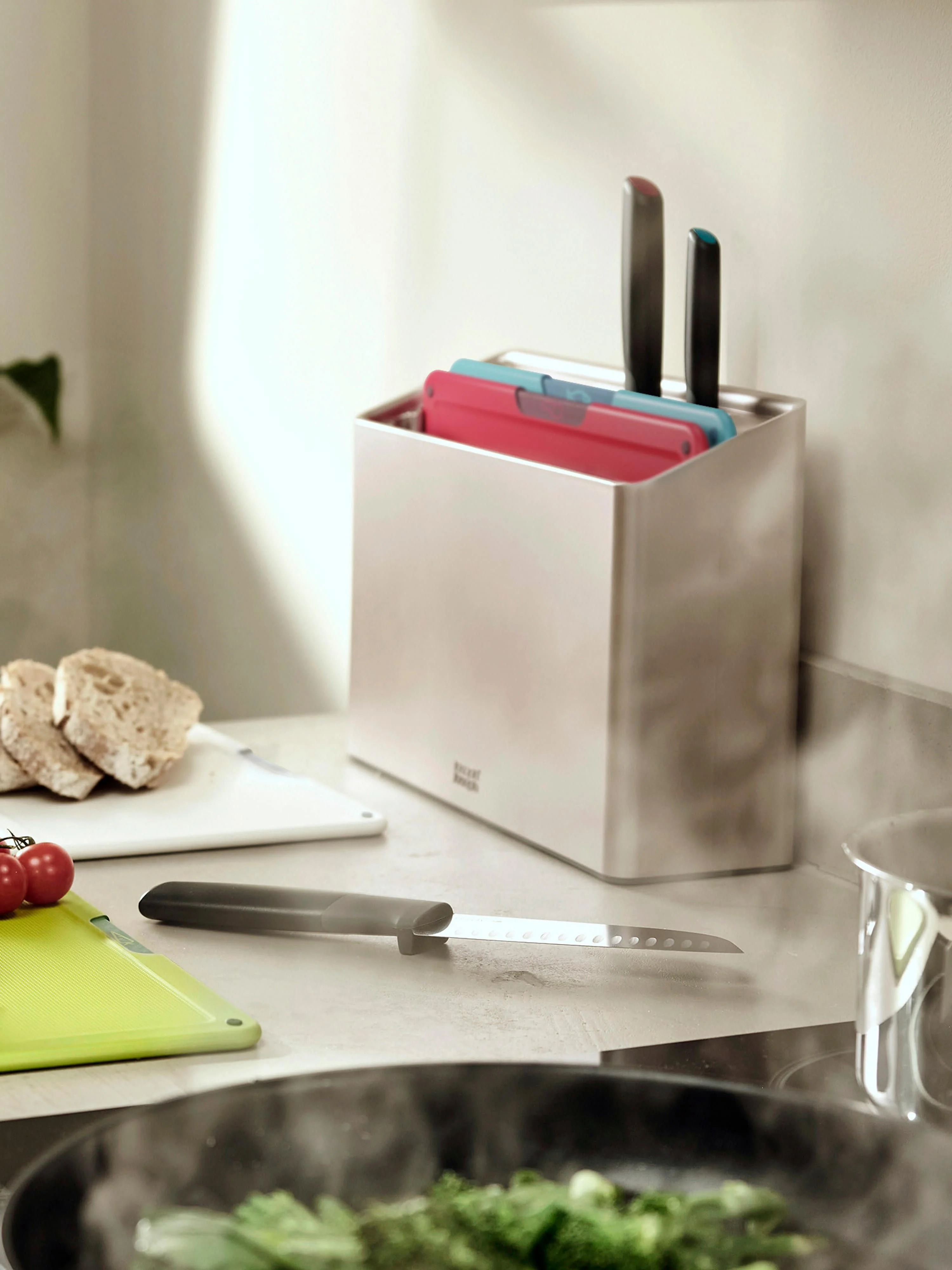 Küchenmesser und Schneidebretter Folio Icon Plus mit Ständer, 9er-Set