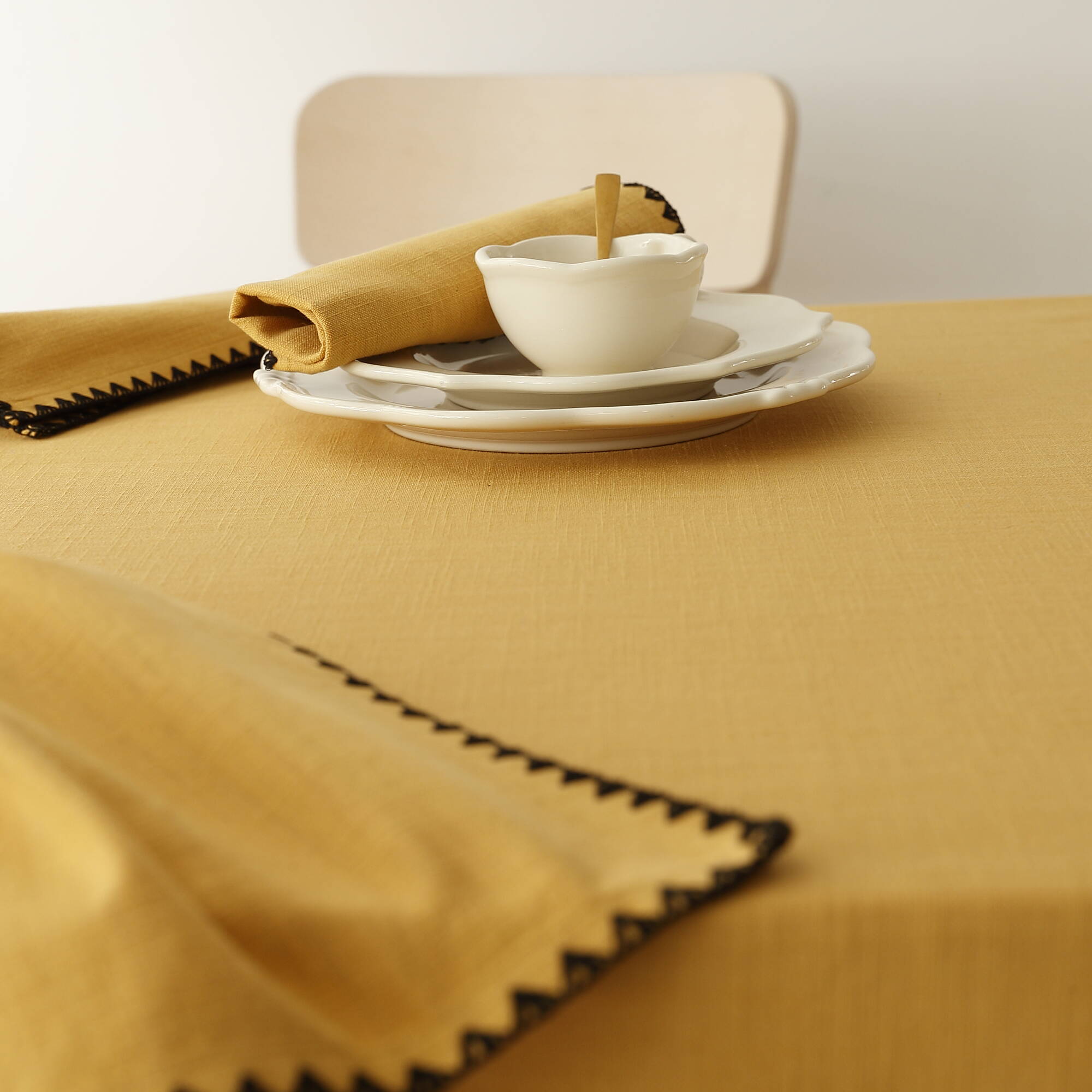 Nappe unie coton finition fantaisie