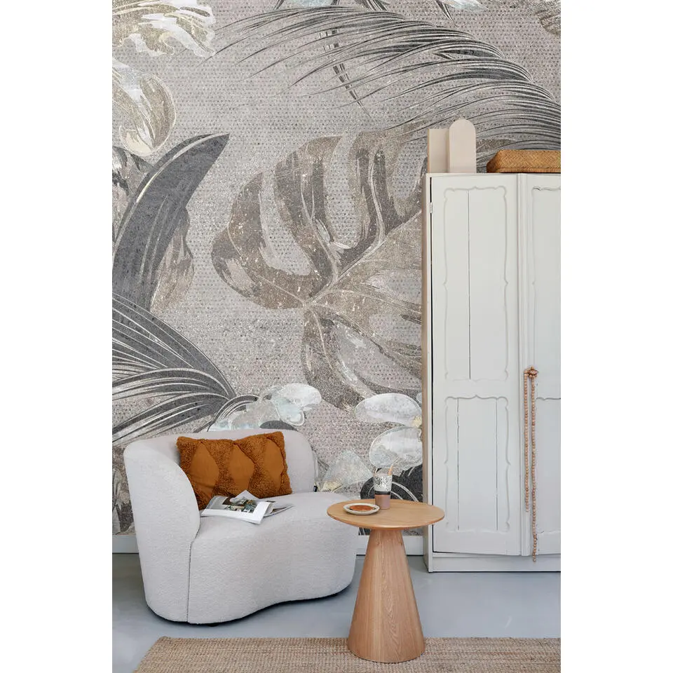 Sanders & Sanders fotobehang tropische bladeren en bloemen beige, wit en grijs