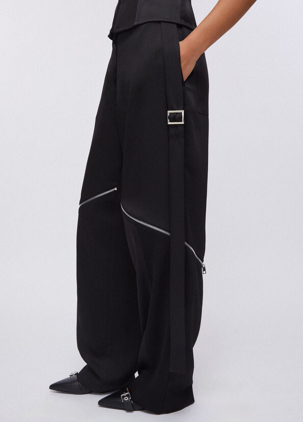 Pantaloni larghi con zip