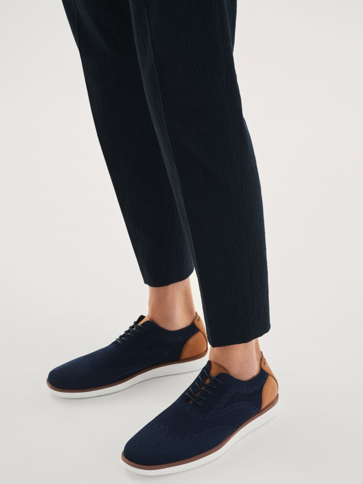 Men's navy blue shoes