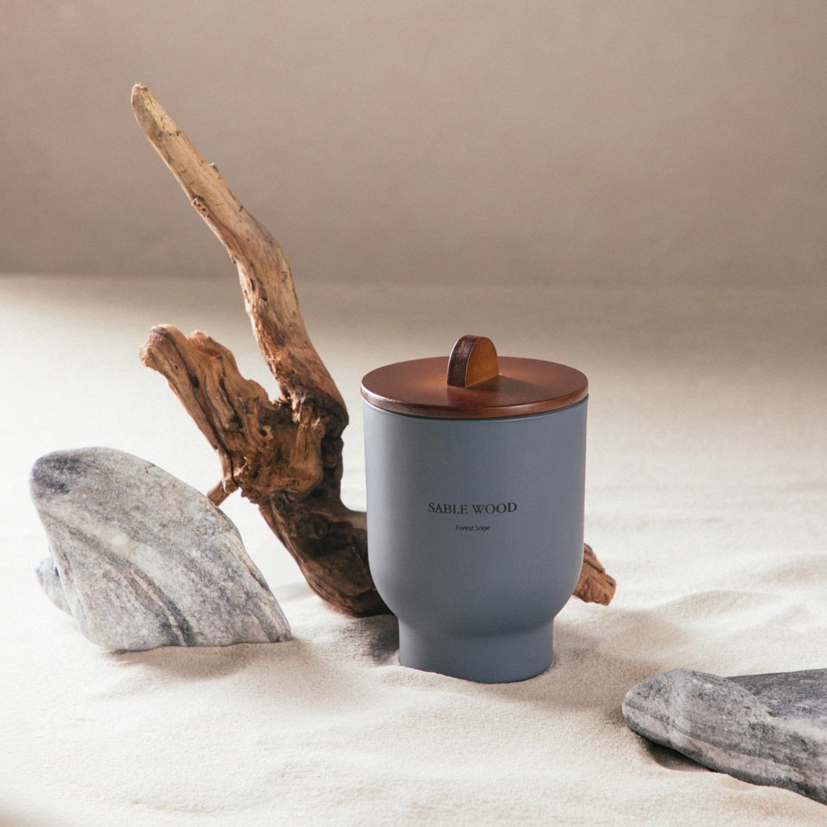 Świeca zapachowa SABLE WOOD Forest Sage 400 g
