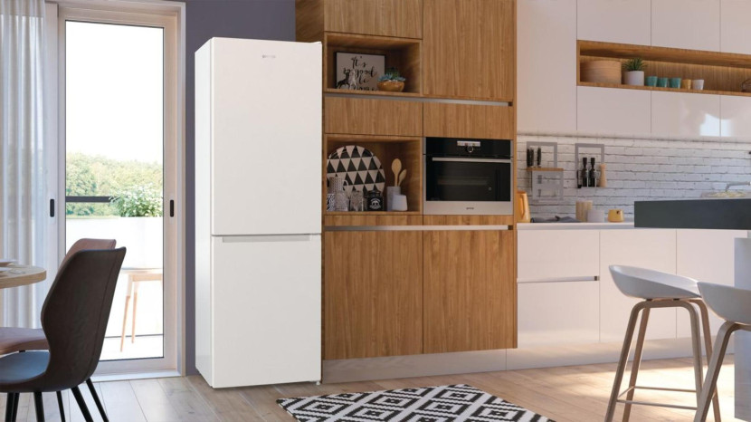 Lodówka GORENJE NRK6202EW4 No Frost