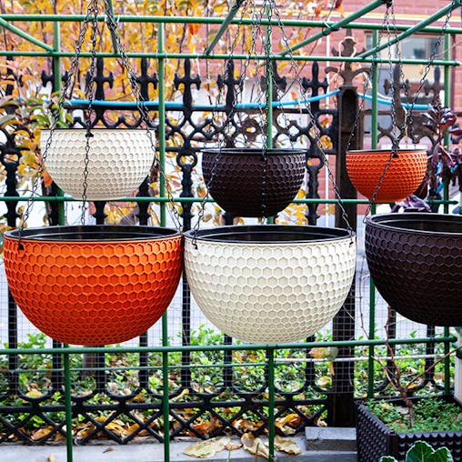 SOGA White Medium Hanging Resin Self-Watering Flower Pot Planter