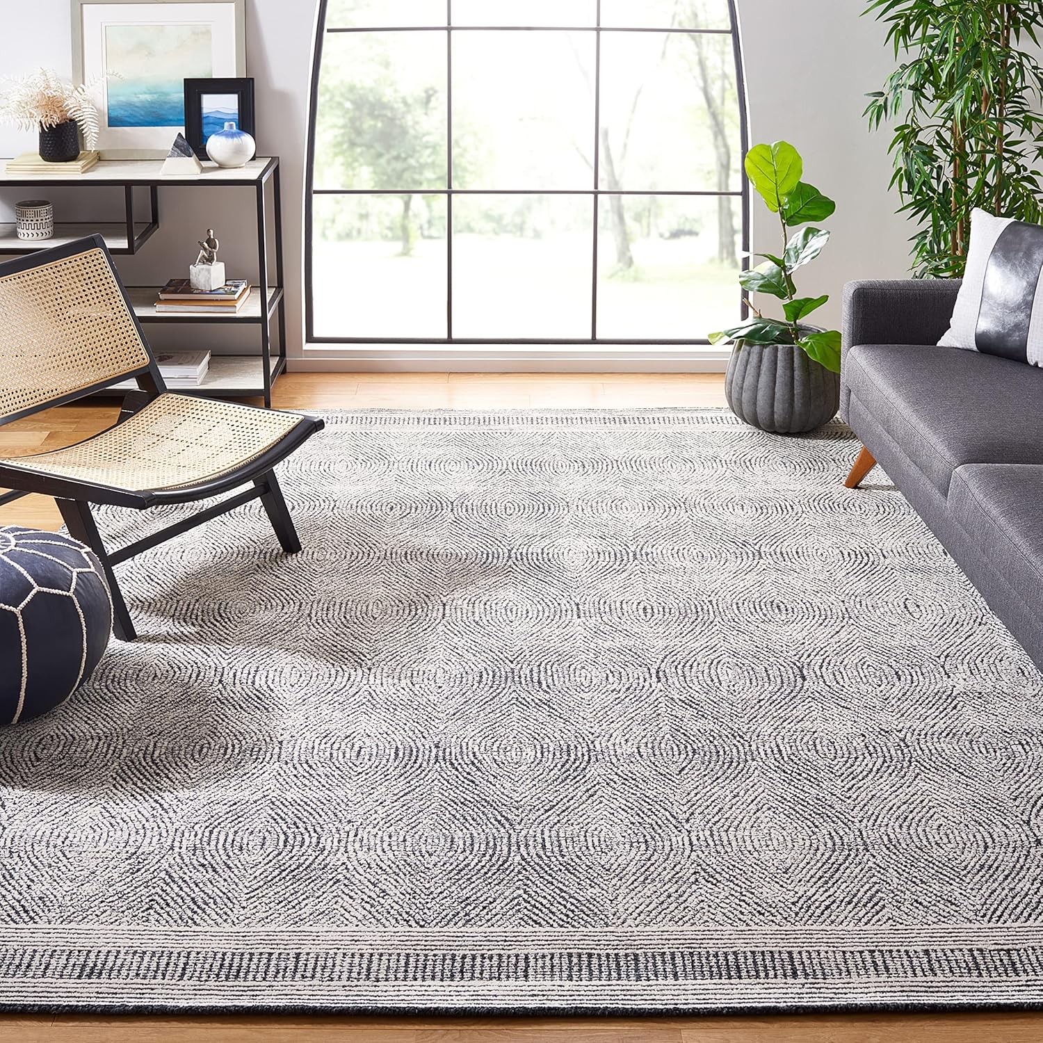 SAFAVIEH Abstract Collection Area Rug - 9' x 12', Ivory & Charcoal, Handmade Wool, Ideal for High Traffic Areas in Living Room, Bedroom (ABT340H)