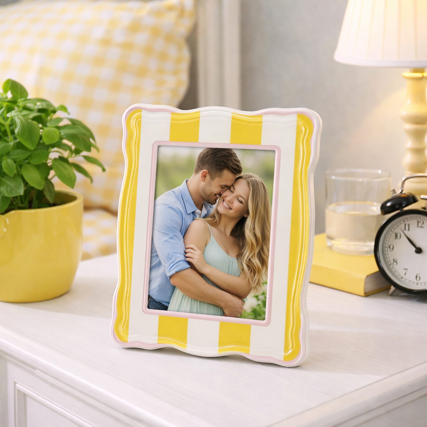 Portafoto 13x18 cm Summer legno giallo bordo lilla
