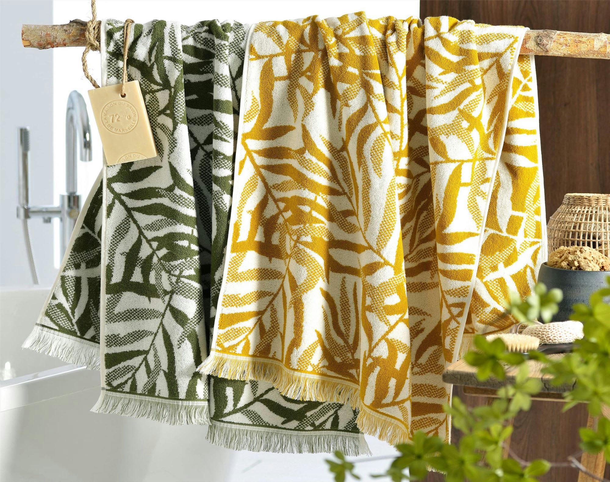 TARZANY - Serviette de toilette 50x90 jaune ocre en coton 500 g/m²