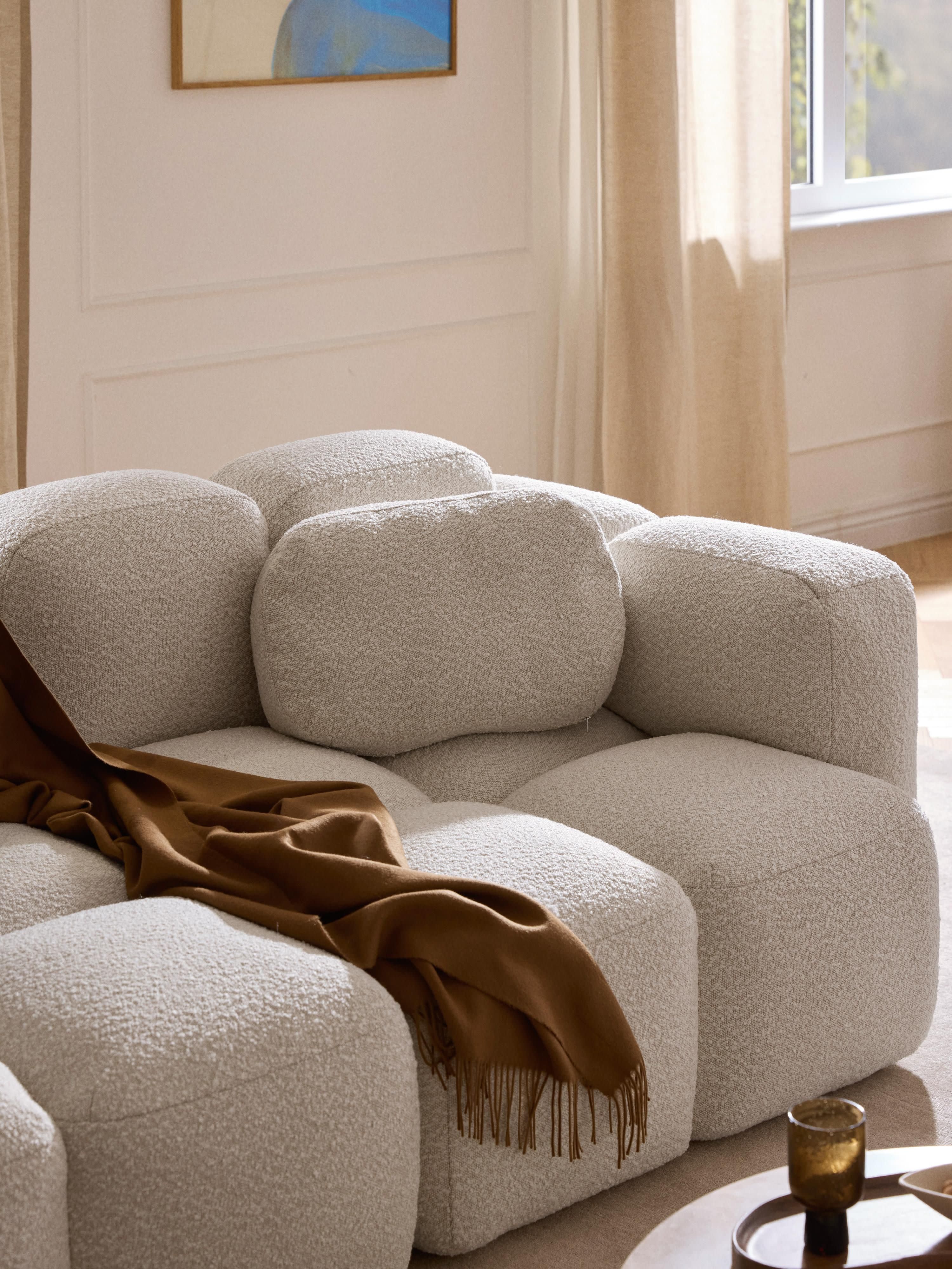 Sofa-Kissen Tayla aus Bouclé