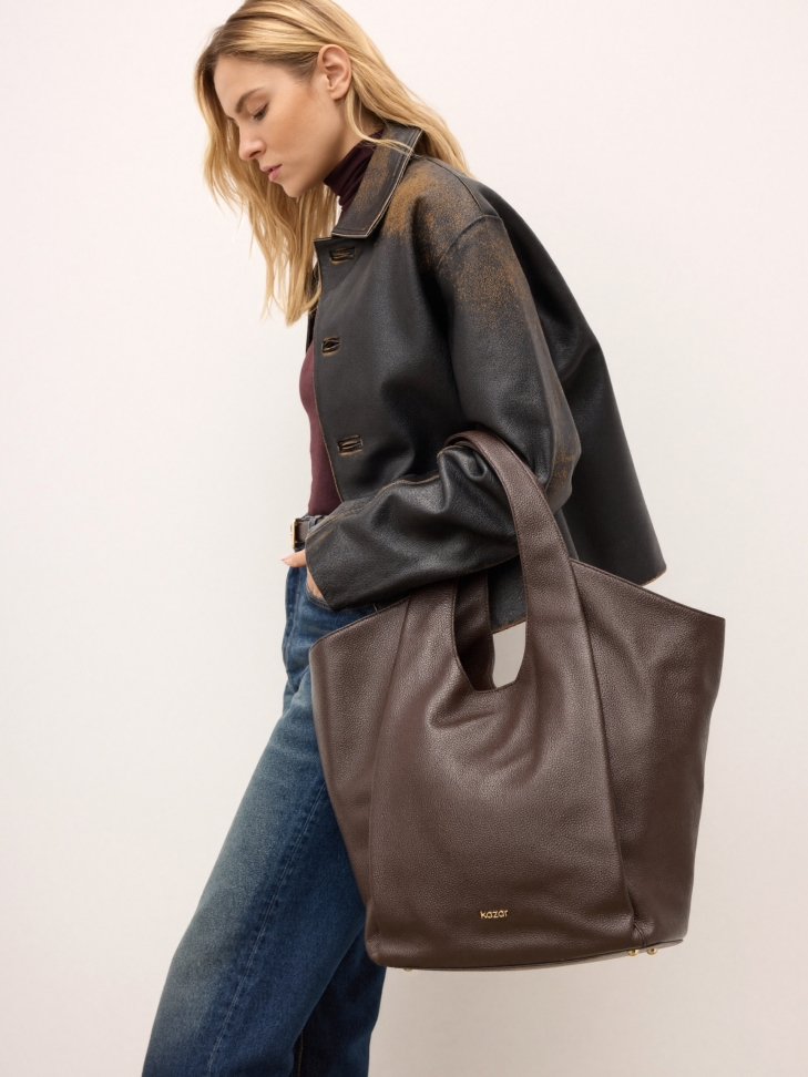 Dark brown shoulder bag