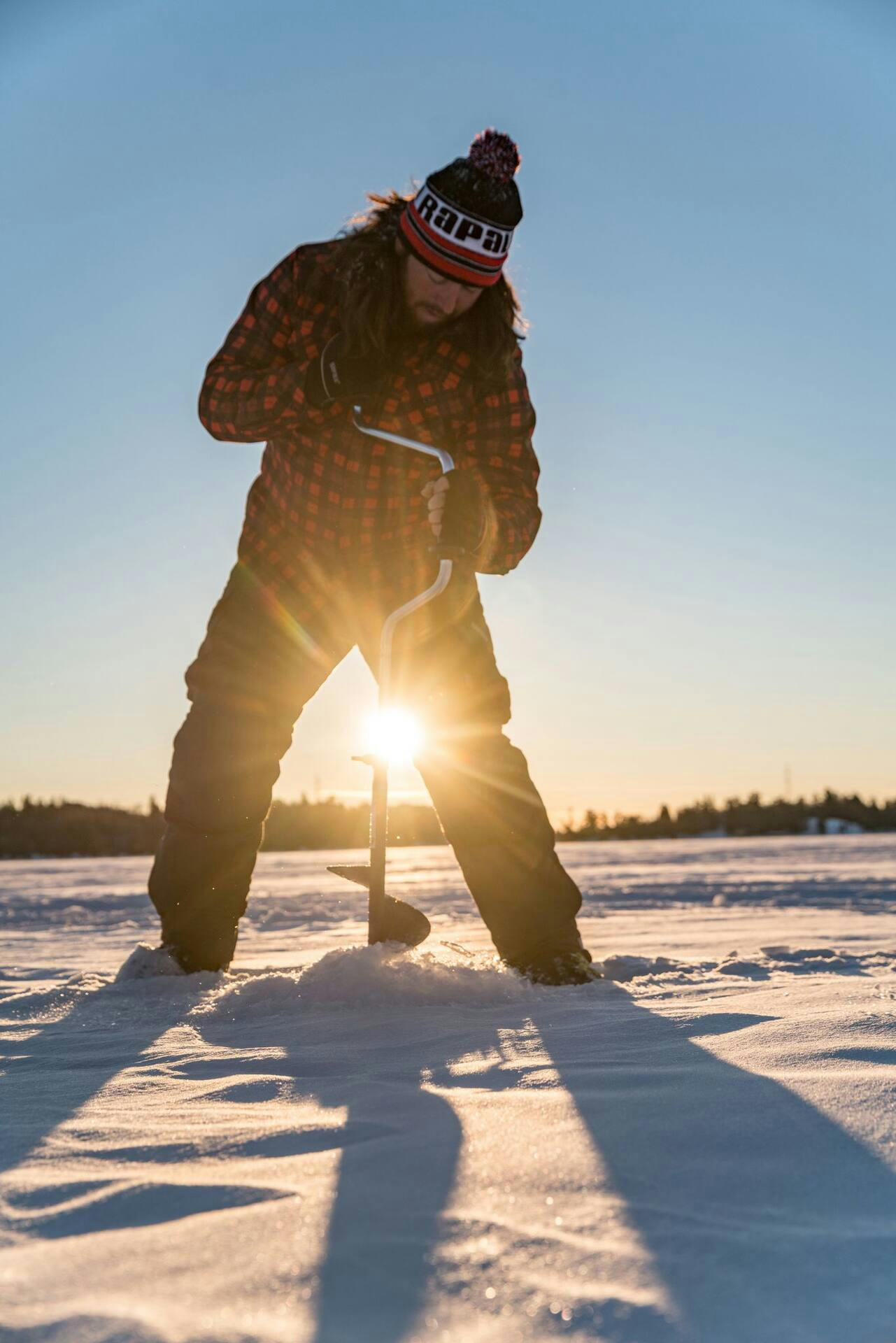 Swede-Bore Ice Fishing Manual Auger, 6-in