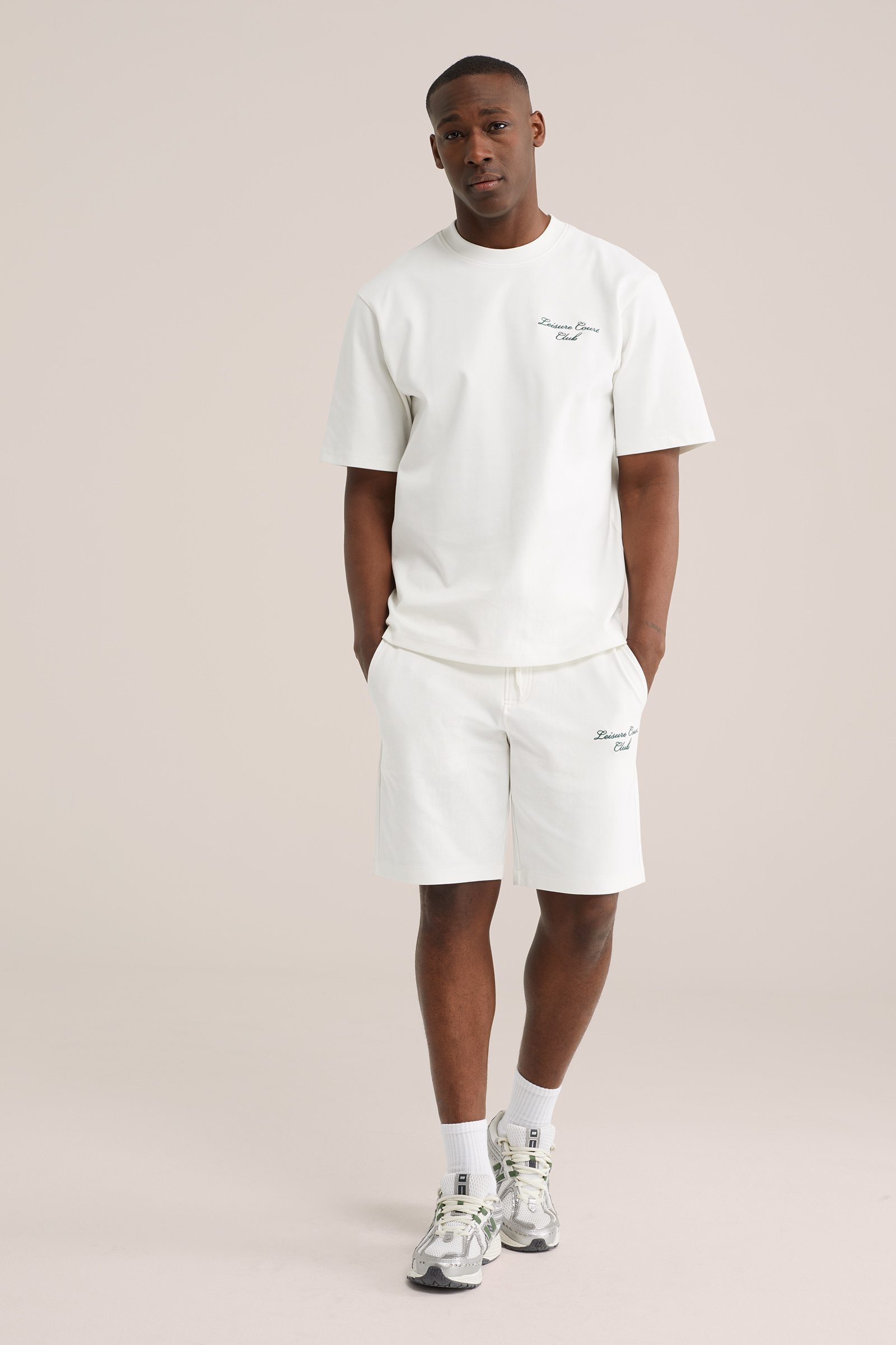 Heren relaxed fit sweatshort met embroidery