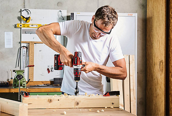 Einhell Perceuse Visseuse à percussion sans fil TE-CD 18/48 Li-i-Solo