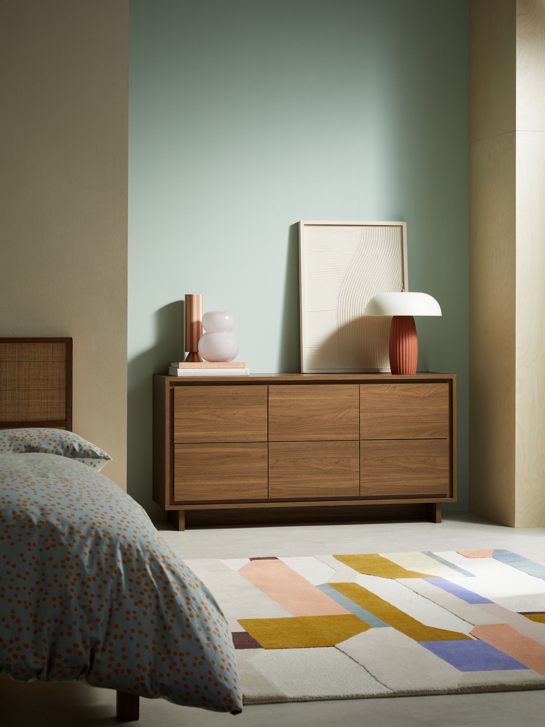 Kaci 4 Drawer Wide Chest in Dark Walnut Effect