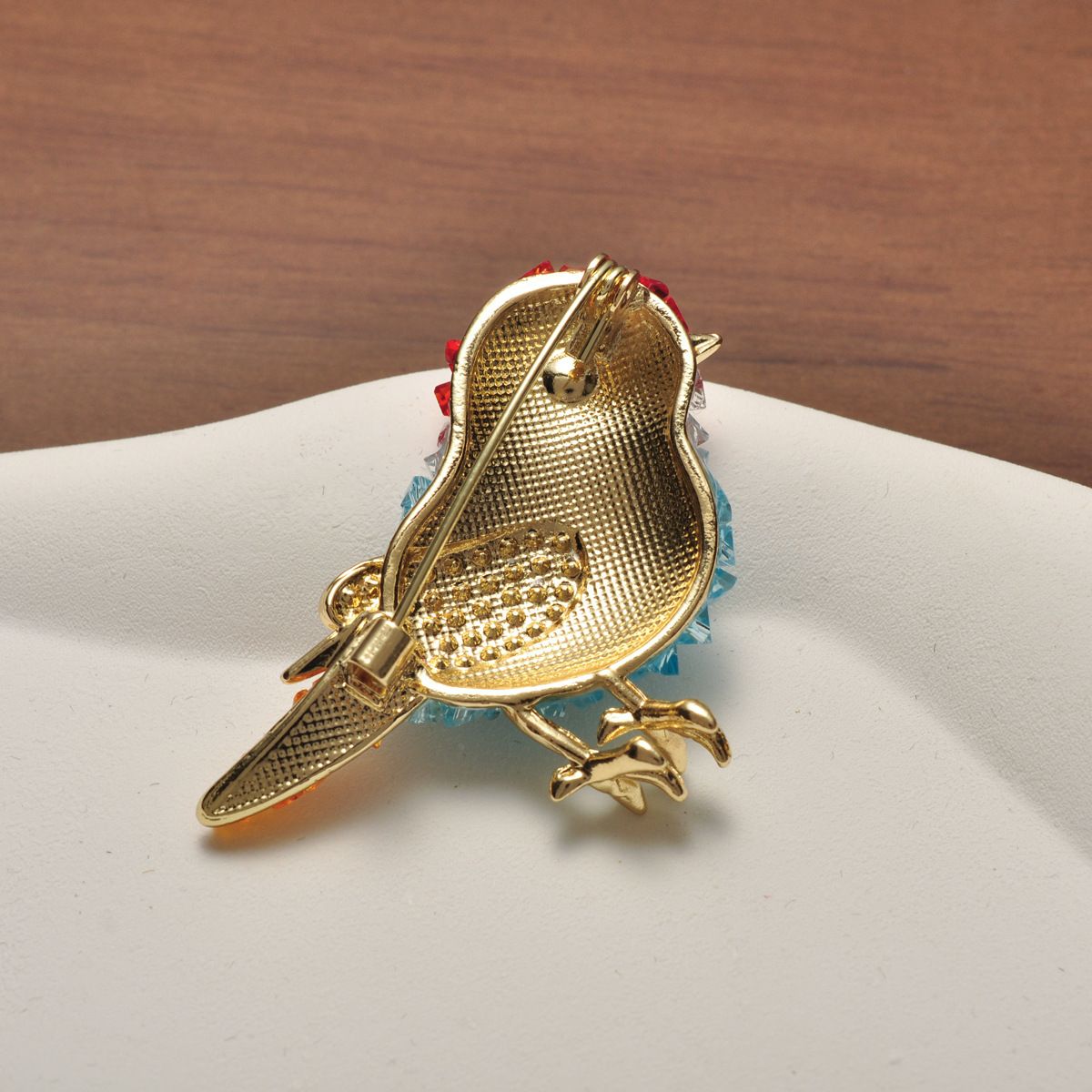 PEACH ACCESSORIES Beaded Bird Brooch with Rhinestones