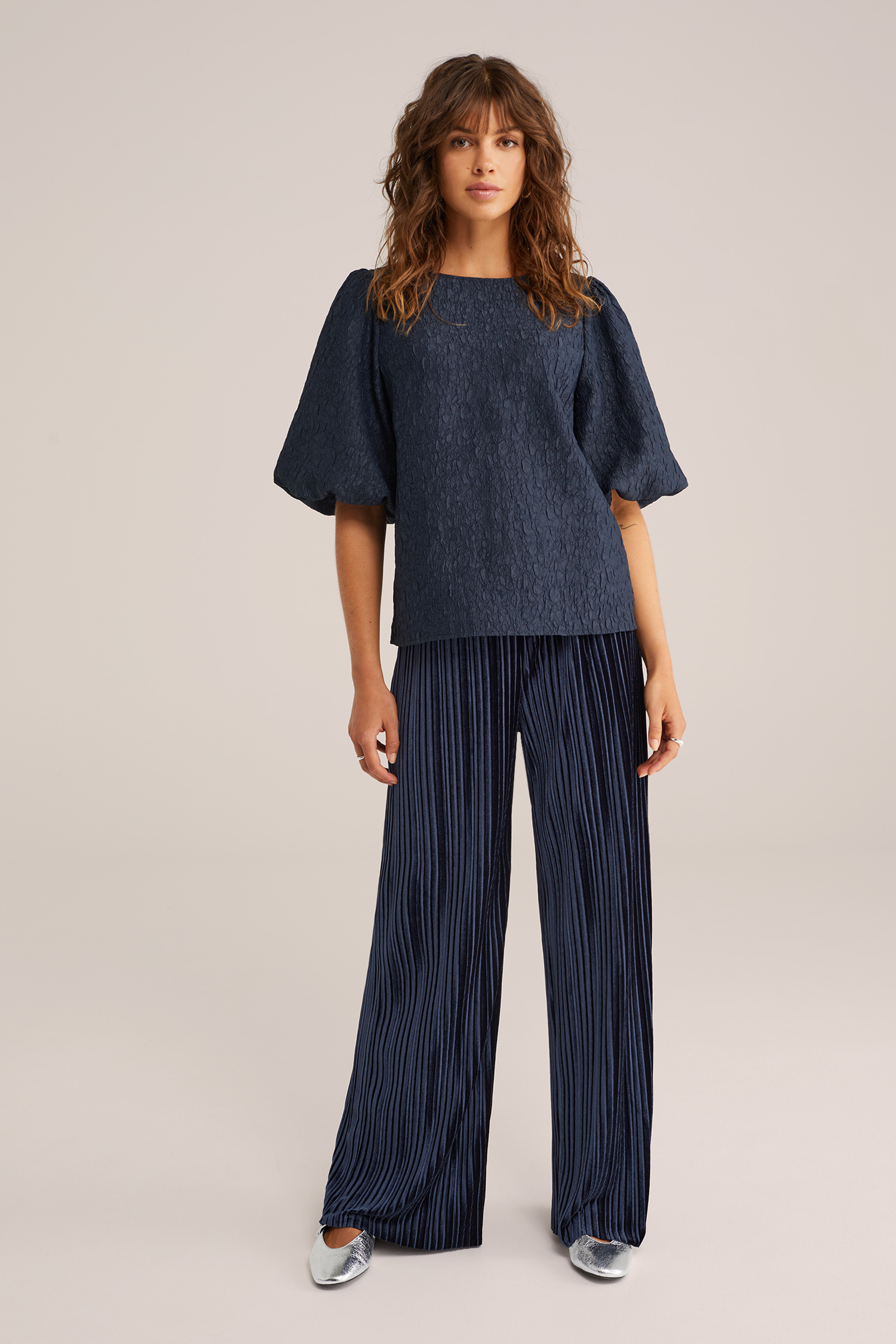 Dames straight leg pliss&eacute;broek