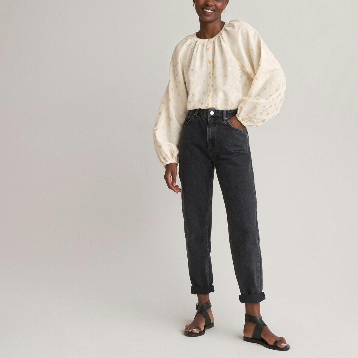 Chemise ample col rond, fabriquée en Europe