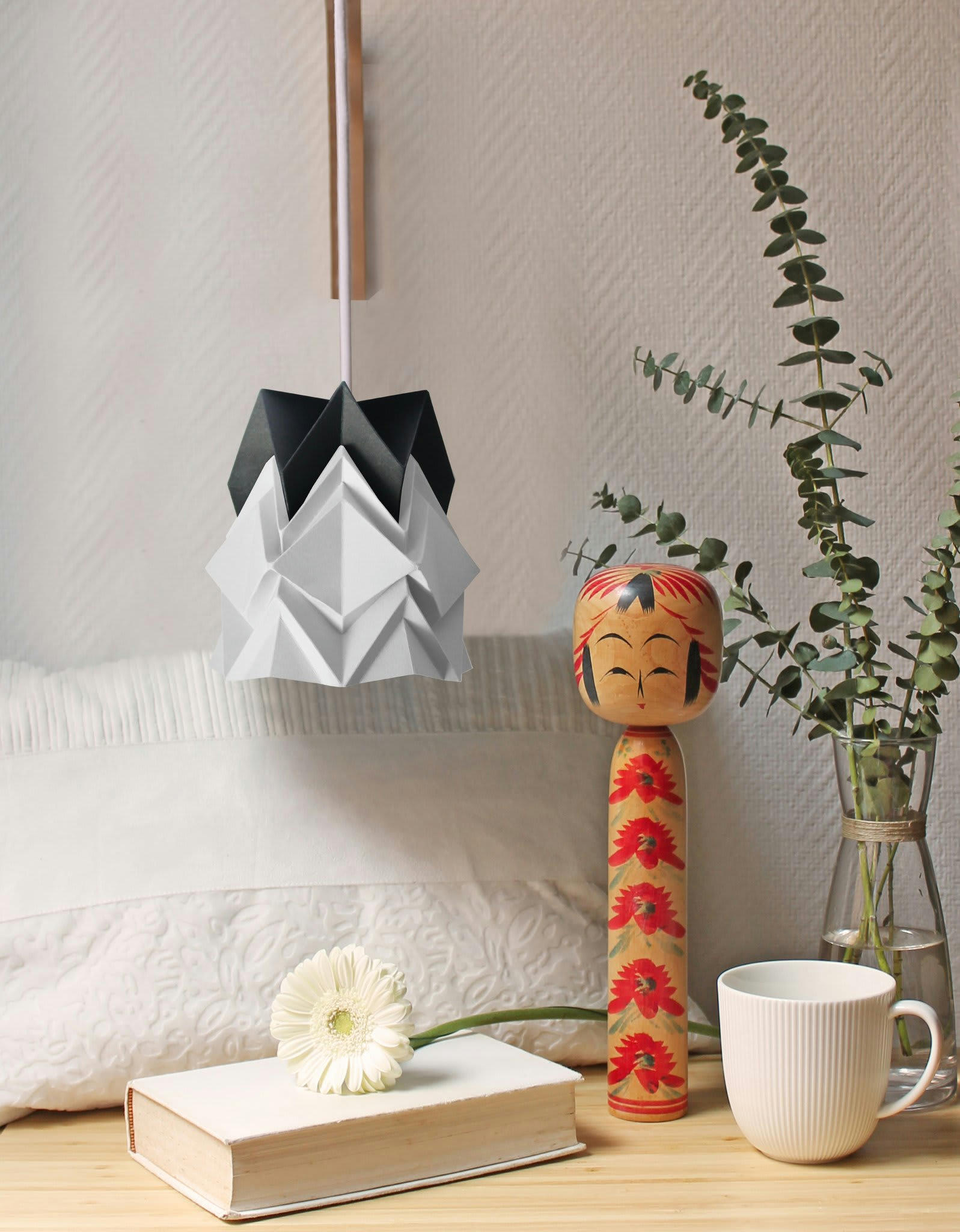 MOKUZAI - Applique en bois et petite suspension origami en papier