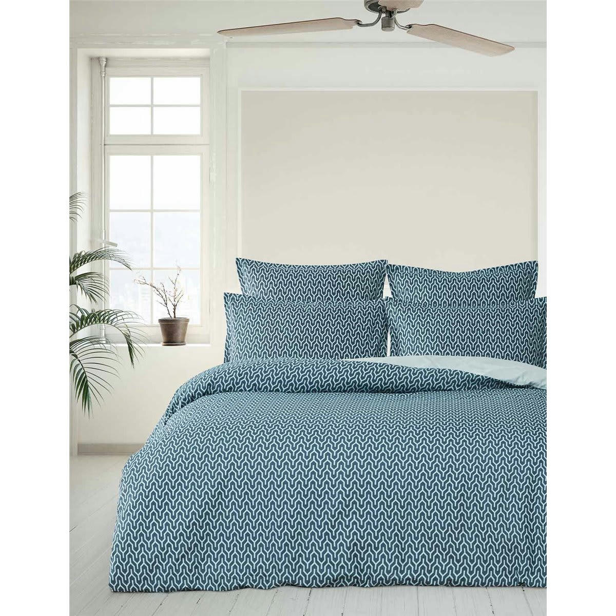 LOKKEN - Parure en percale de coton + 2 taies rectangles Indigo 260x240 cm