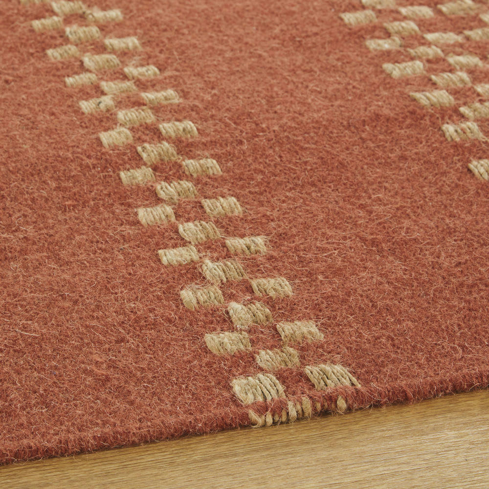 ARADAS - Tapis en laine, coton et jute tissés à motifs brique et beiges 140x200