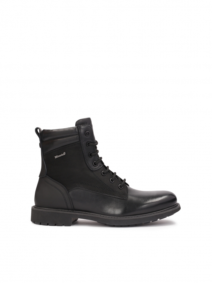 Versatile leather boots with Thinsulate membrane