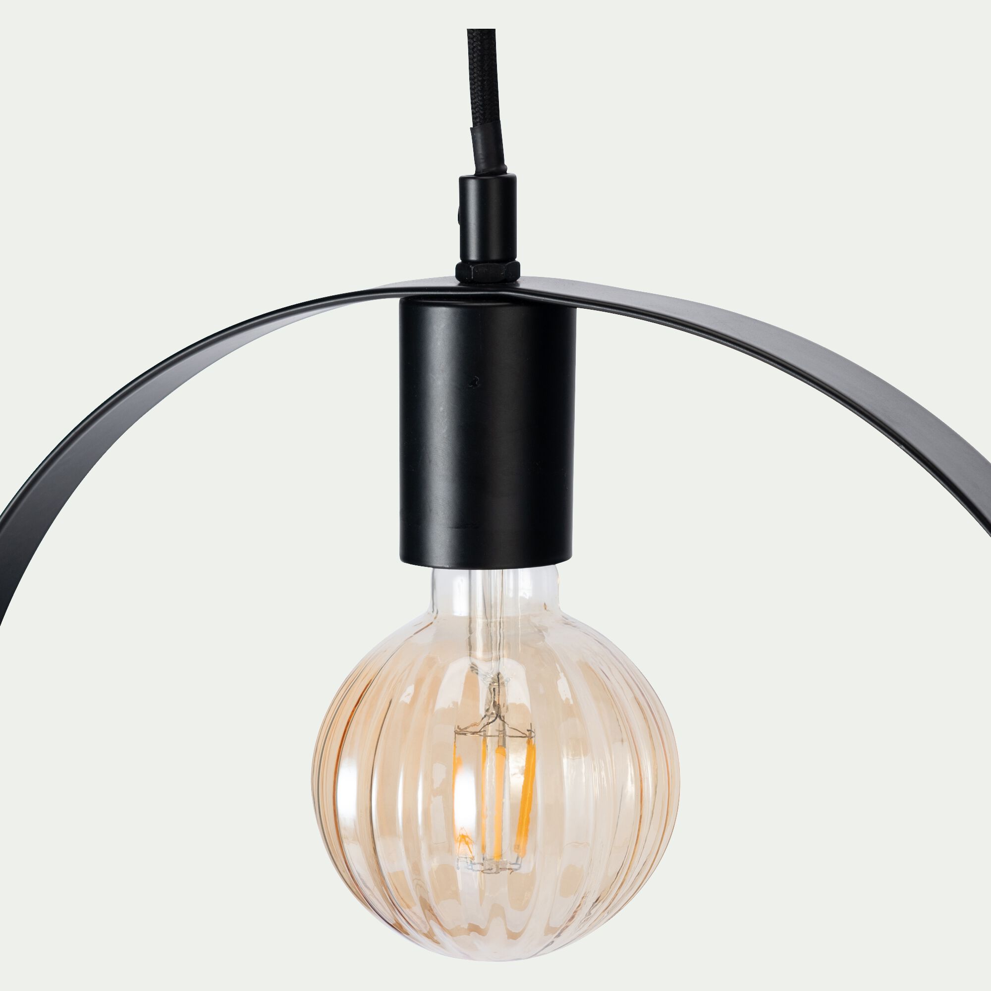 JULIANE - Suspension électrifiée en acier h105cm - noir