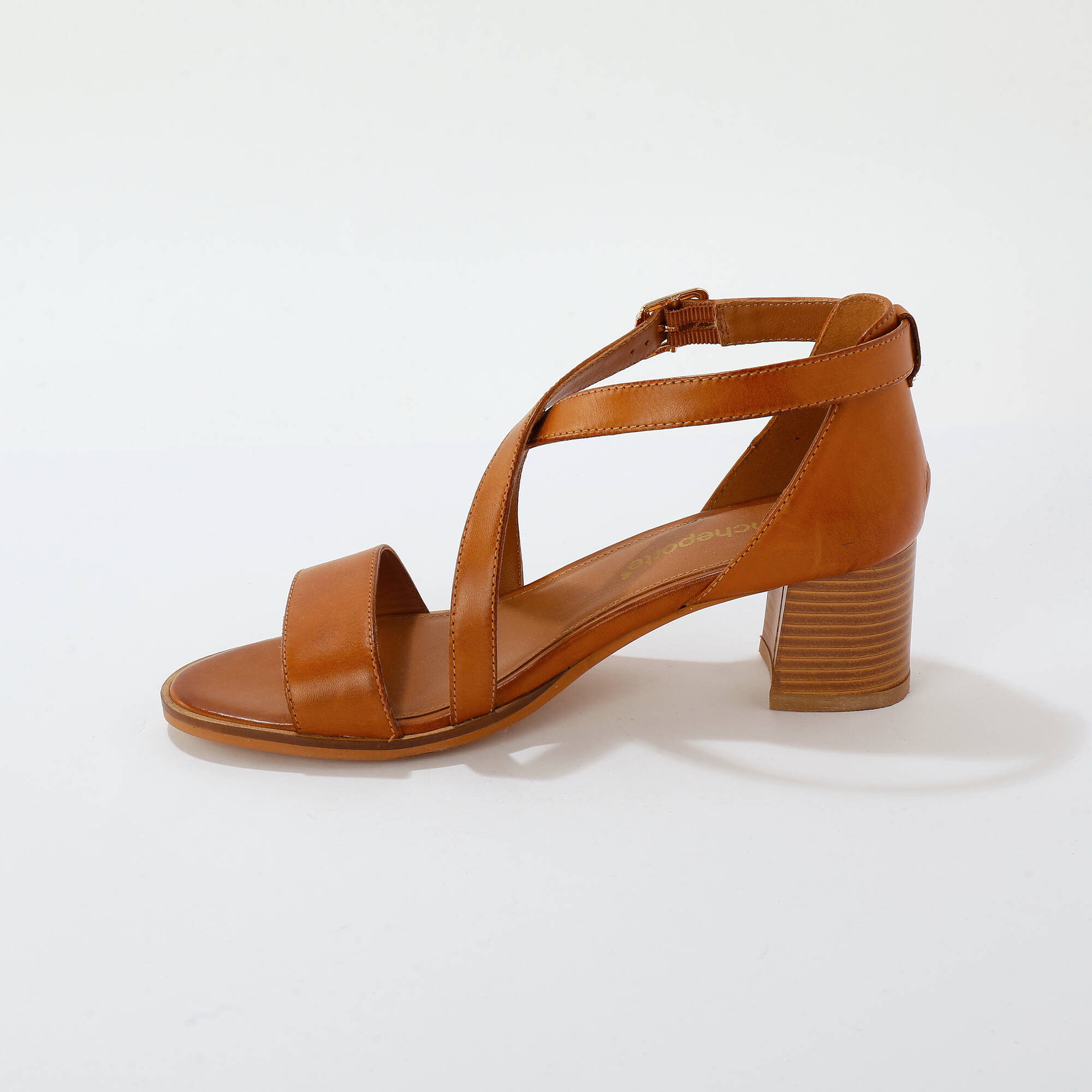Sandales en cuir à talon