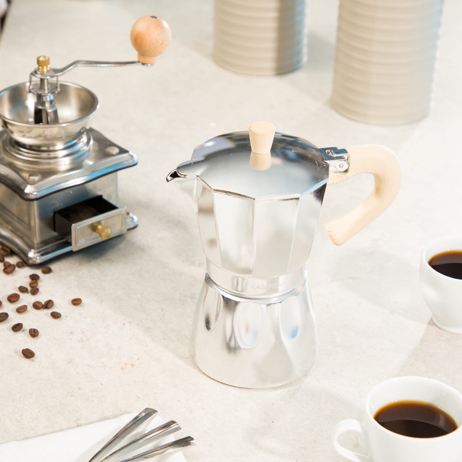 Caffettiera 6 tazze con manico effetto legno