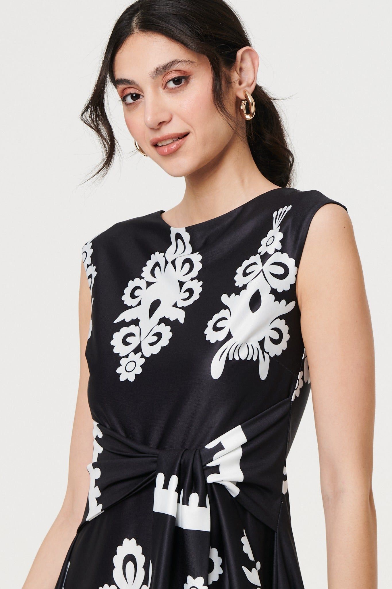 Izabel London Ikat Print Tie Front Knee Length Dress