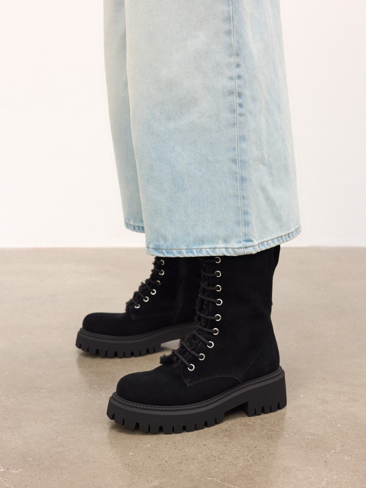 Boots with high suede upper
