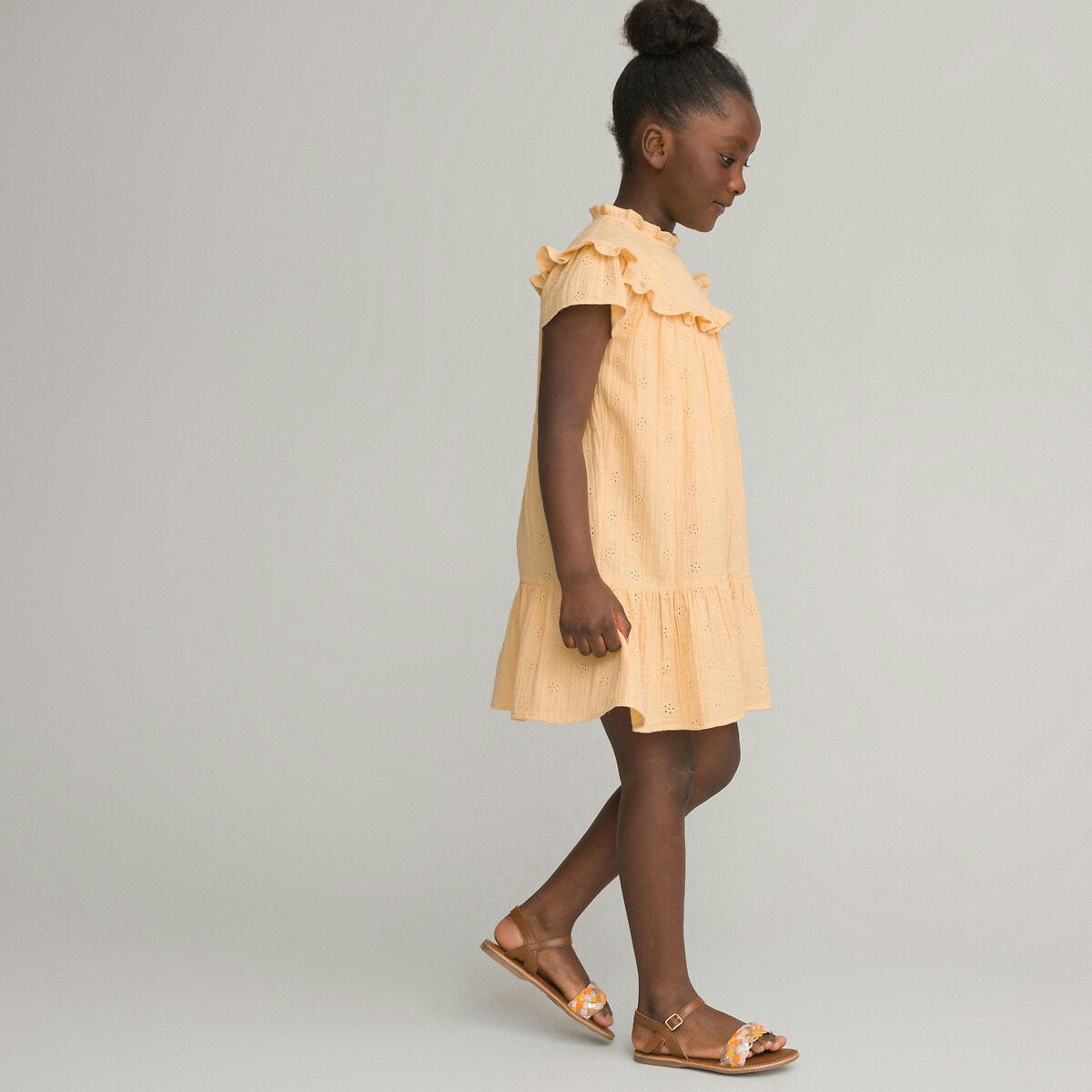 Robe brodée en gaze de coton