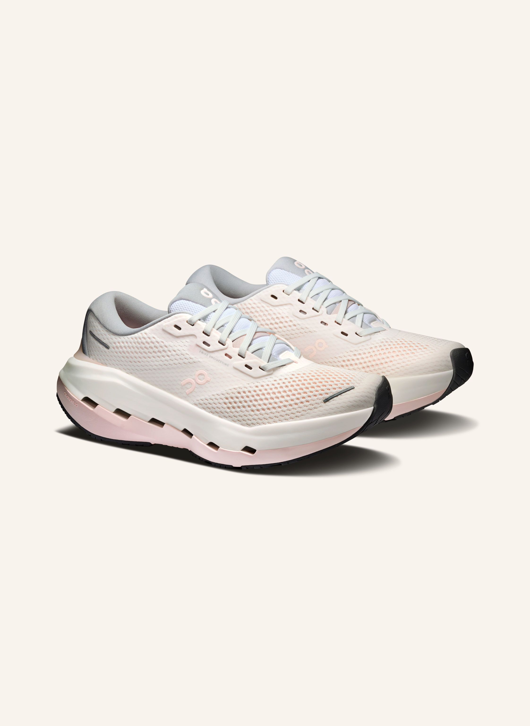 On Laufschuhe CLOUDRUNNER 3 MAX