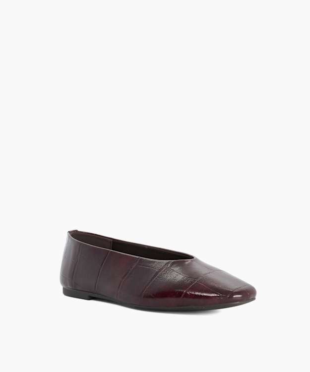 Hobby Burgundy - Croc-Embossed Ballet Flats