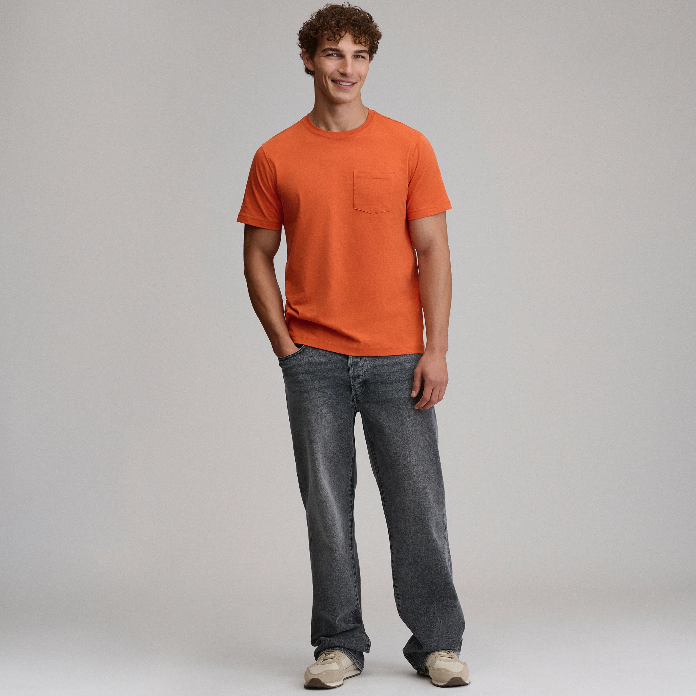 Men's Legend Wash 100% Cotton Short-Sleeve Pocket T-Shirt