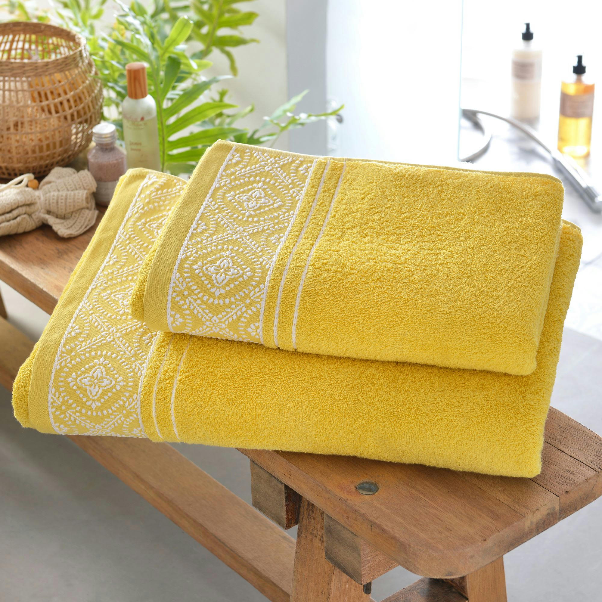 BYSANTINE - Lot de 2 gants de toilette 15x21 jaune en coton 450 g/m²