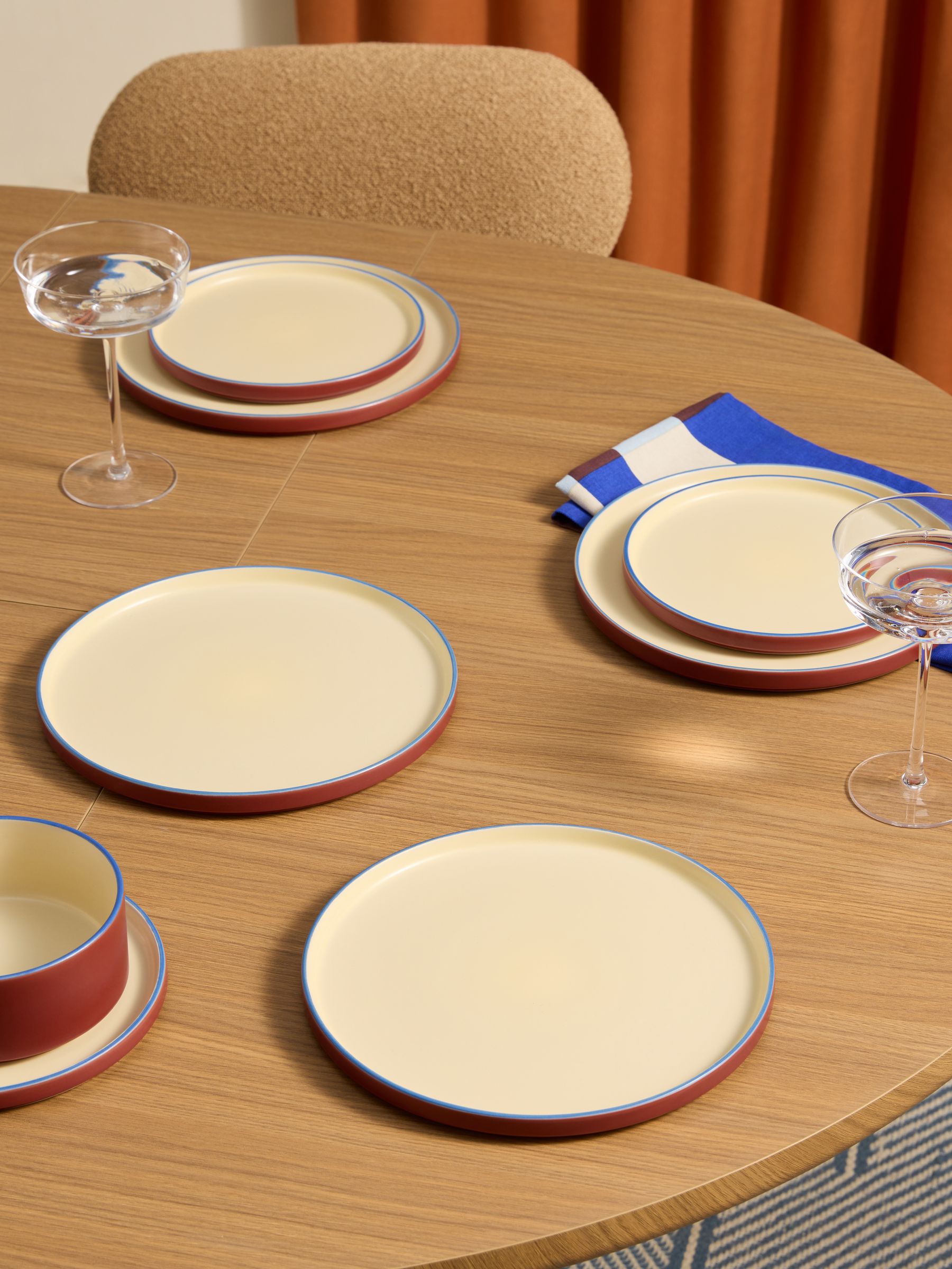 Set of 4 Allesio Dinner Plates in Brown