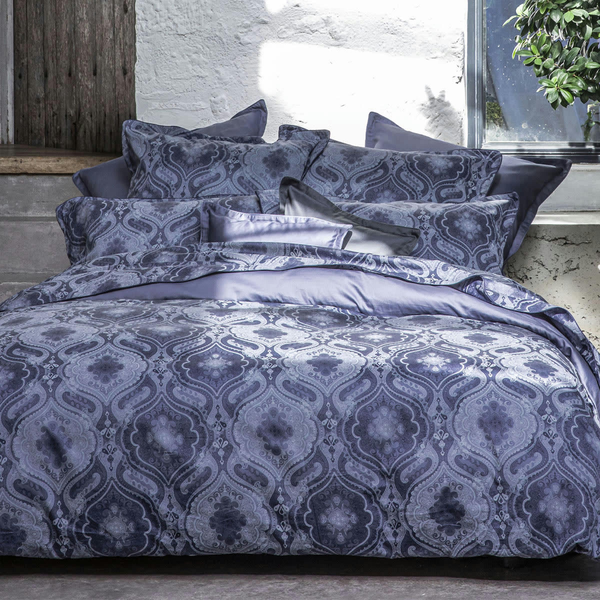 SHALIMAR - Housse de couette en satin de coton bio bleu 240x220