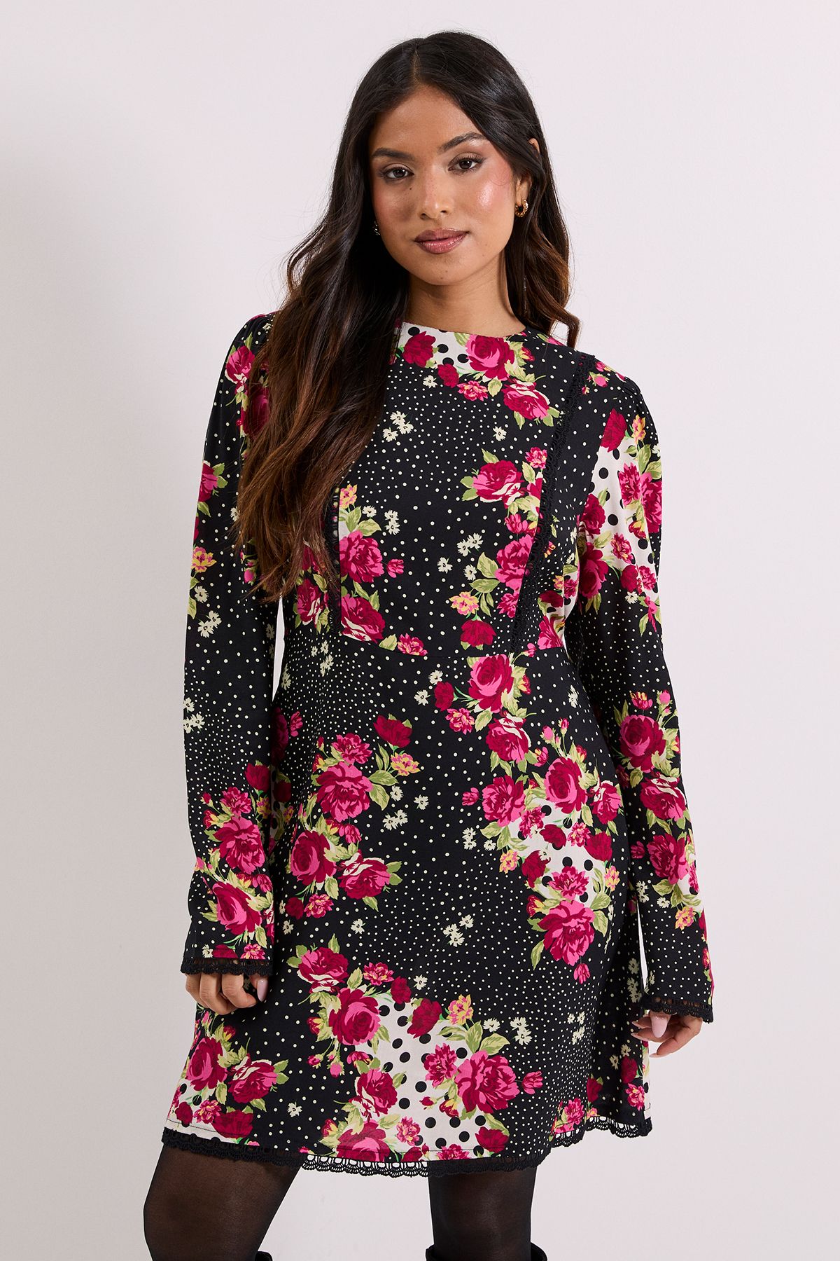 Dorothy Perkins Petite Patchwork Floral Lace Trim Detail Tie Back Printed Mini Dress