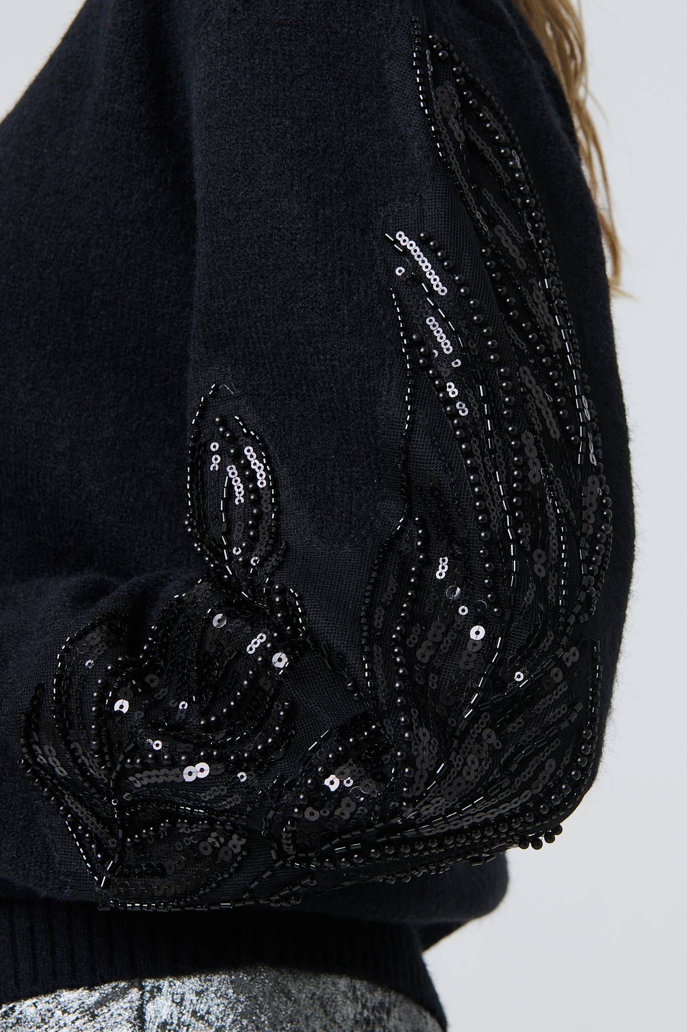 Izabel London Sequin Embellished Relaxed Jumper