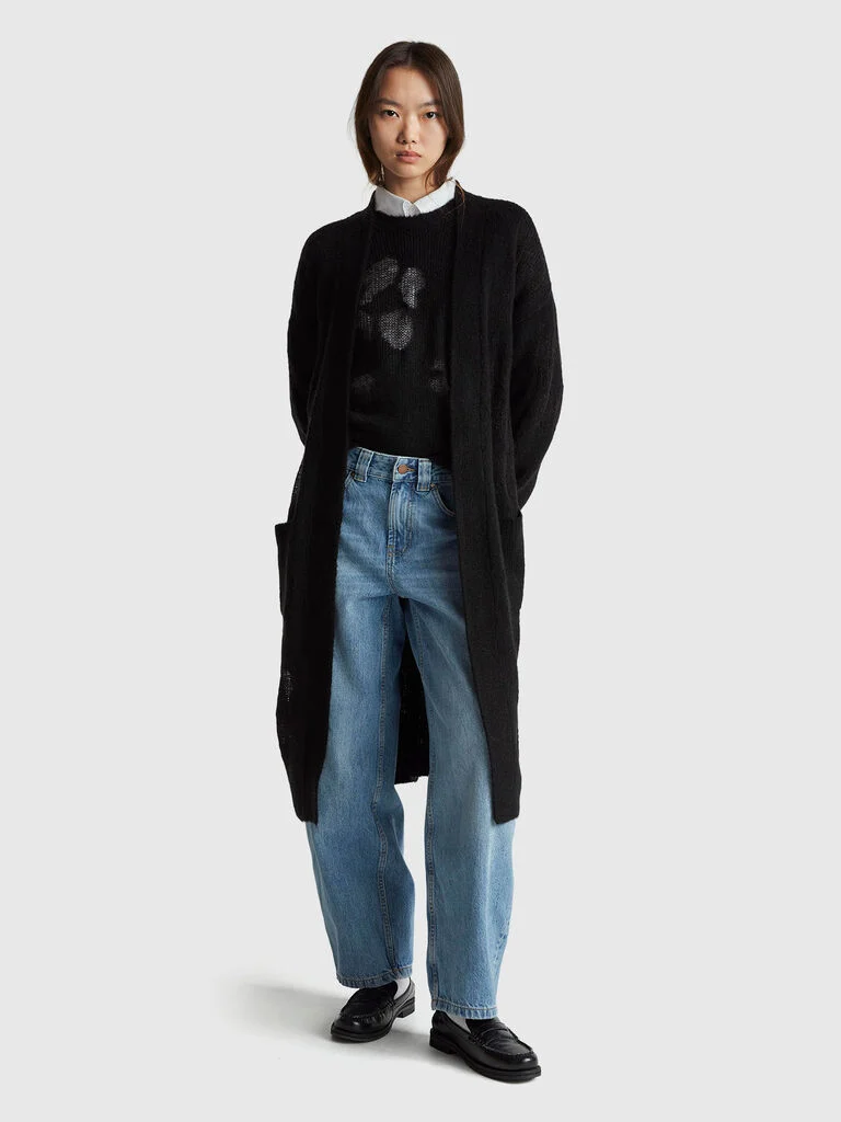 Cardigan with floral inlay