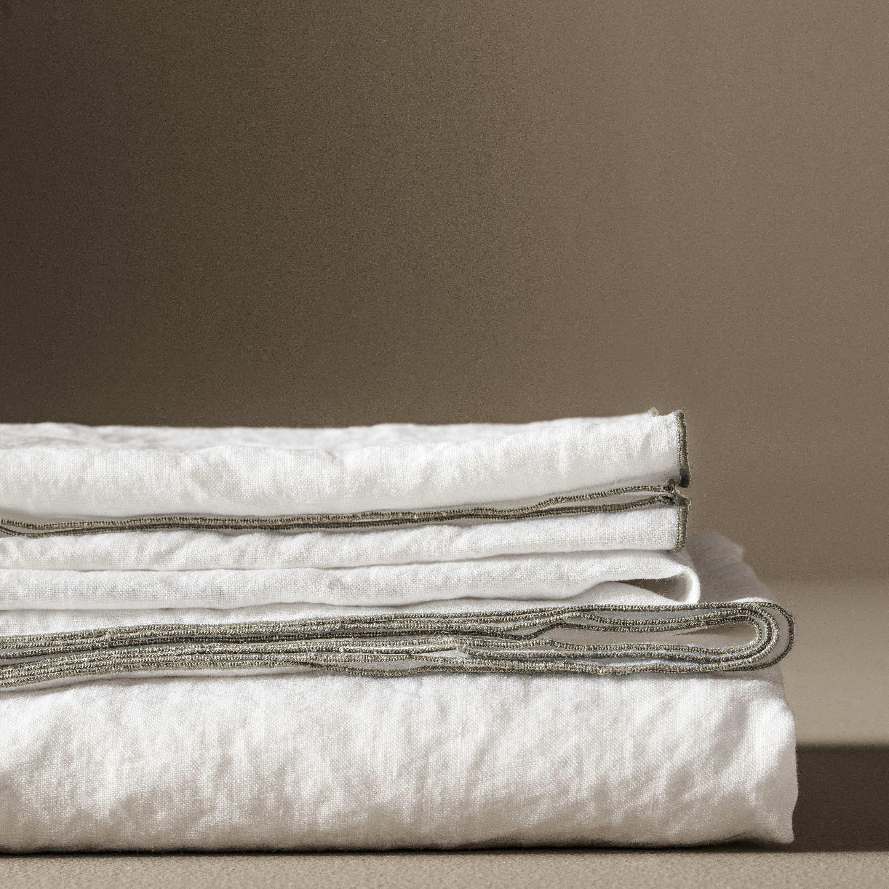 AUTOUR DU LIN - Nappe en lin lavé 170x250cm Blanc, Lin