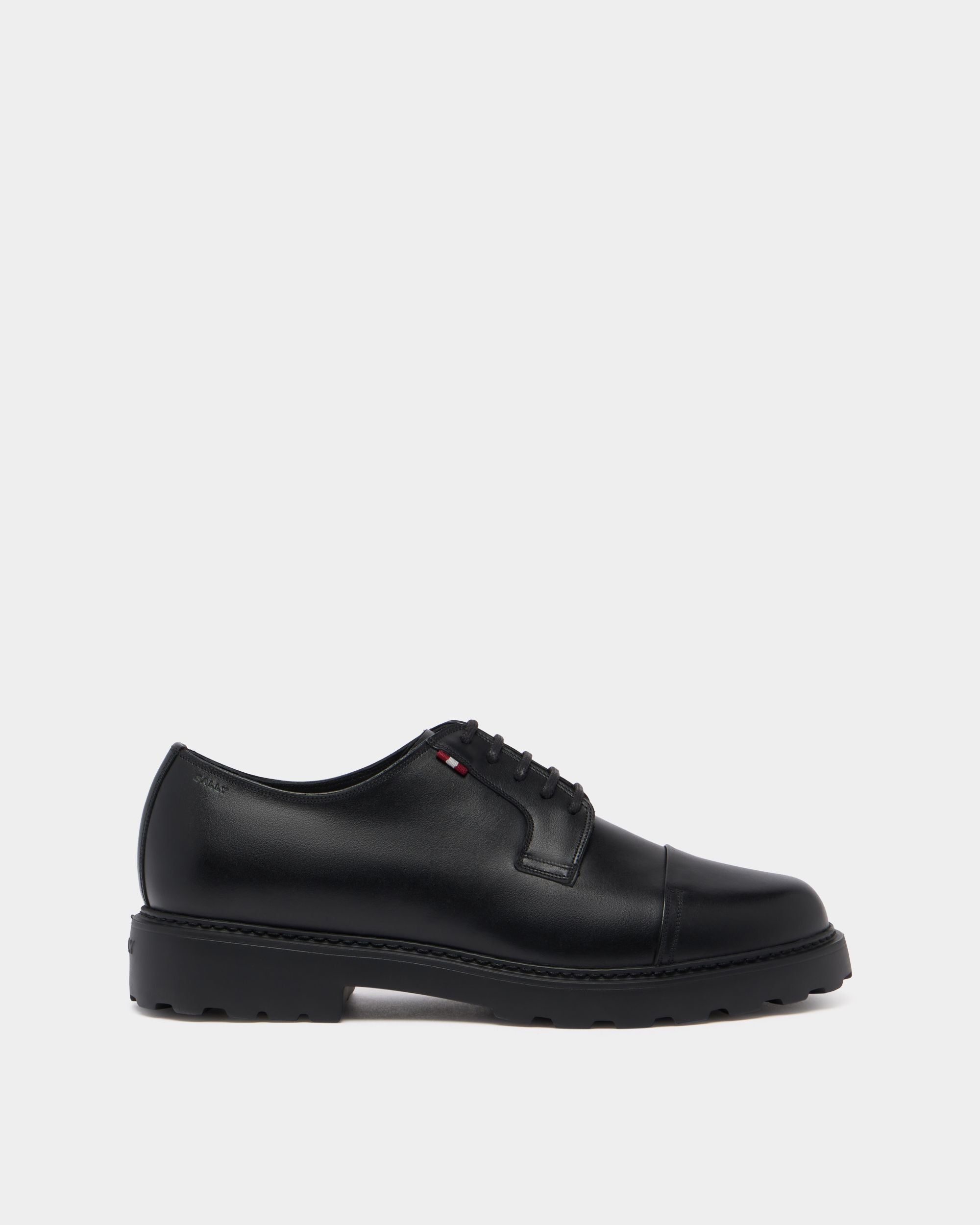 Gusto Derby-Schuhe Aus Leder In Schwarz
