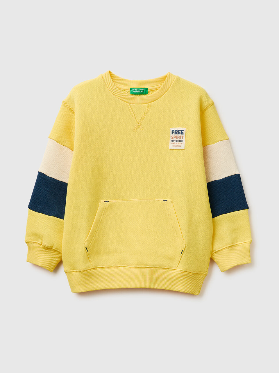 Closed color block sweatshirt