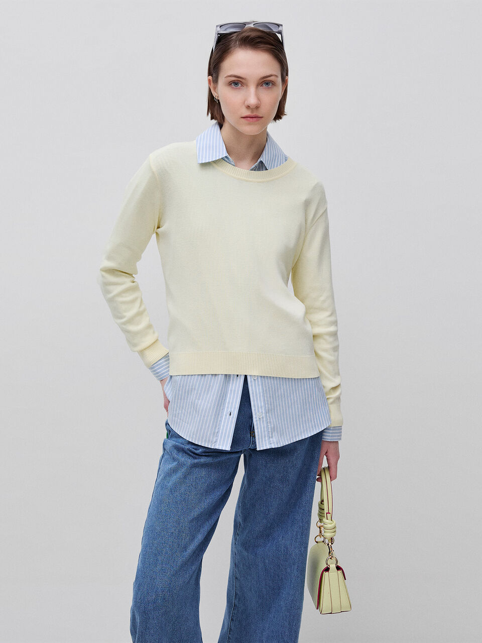 Light yellow sweater in cotton tricot