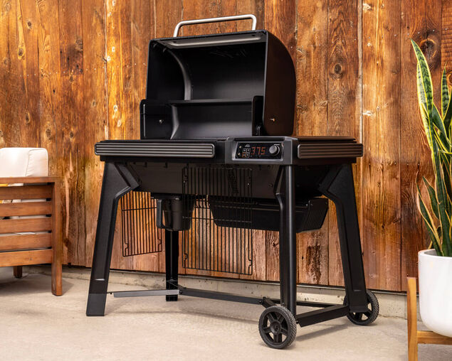 Traeger Woodridge Pellet Grill & Smoker
