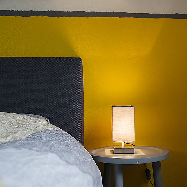 Lampe de table moderne grise avec acier - Milo