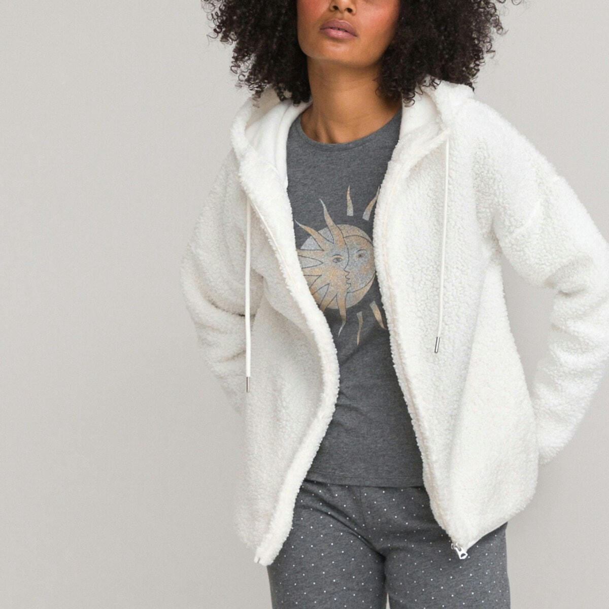 Pyjama 3 pièces, avec veste en maille polaire