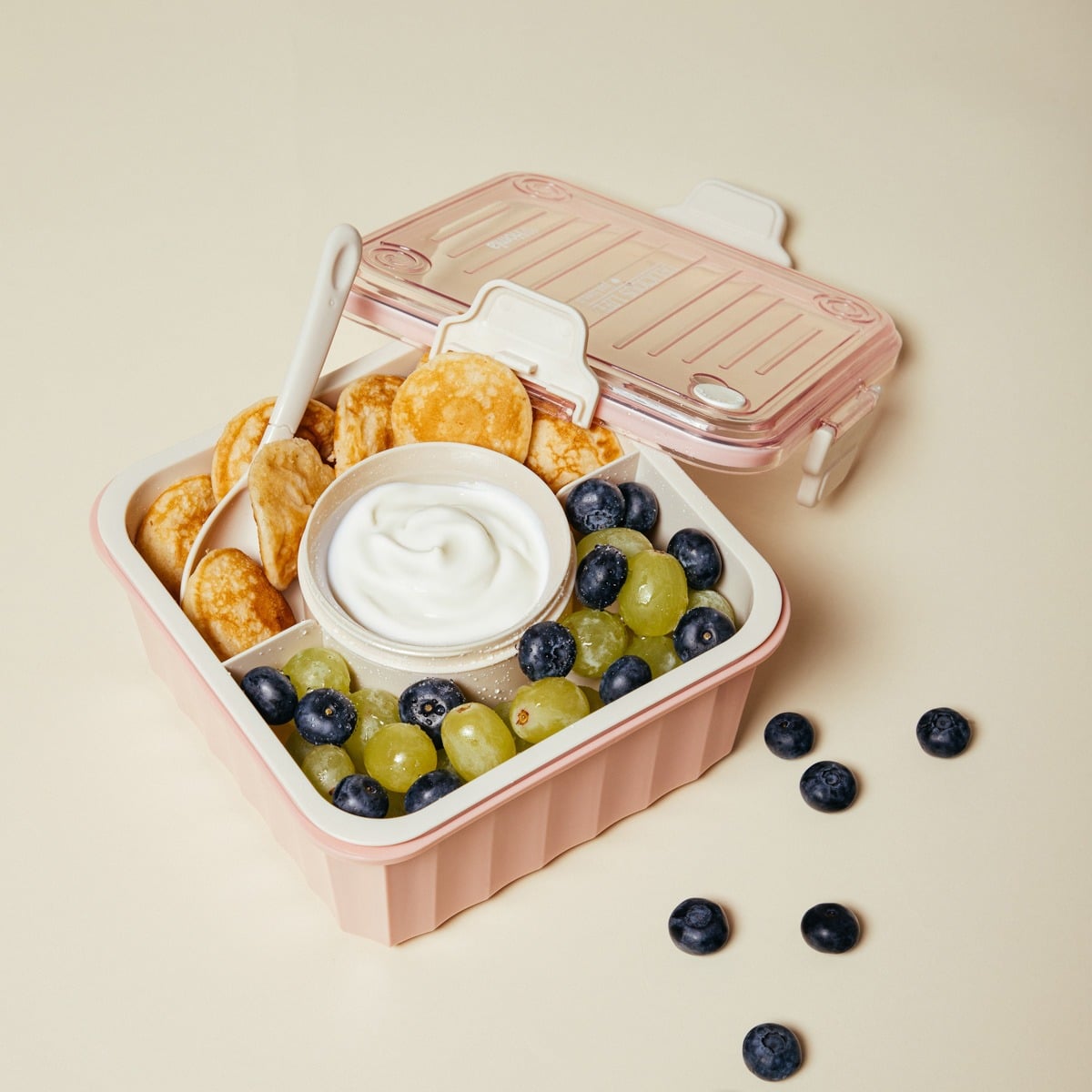 Lunchbox POPPIE z łyżeczką różowy 2.15 l