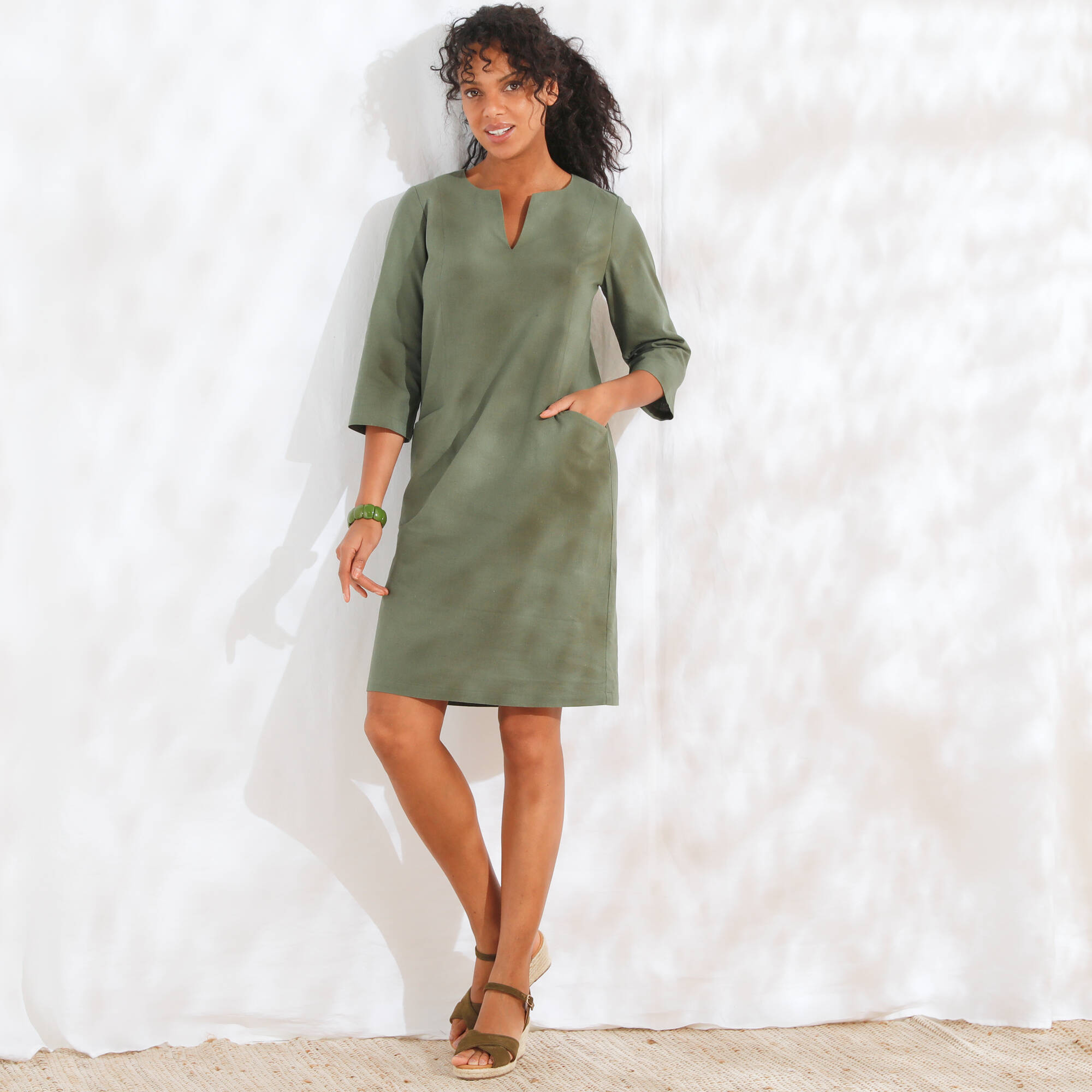 Robe forme housse unie, mélange coton-lin