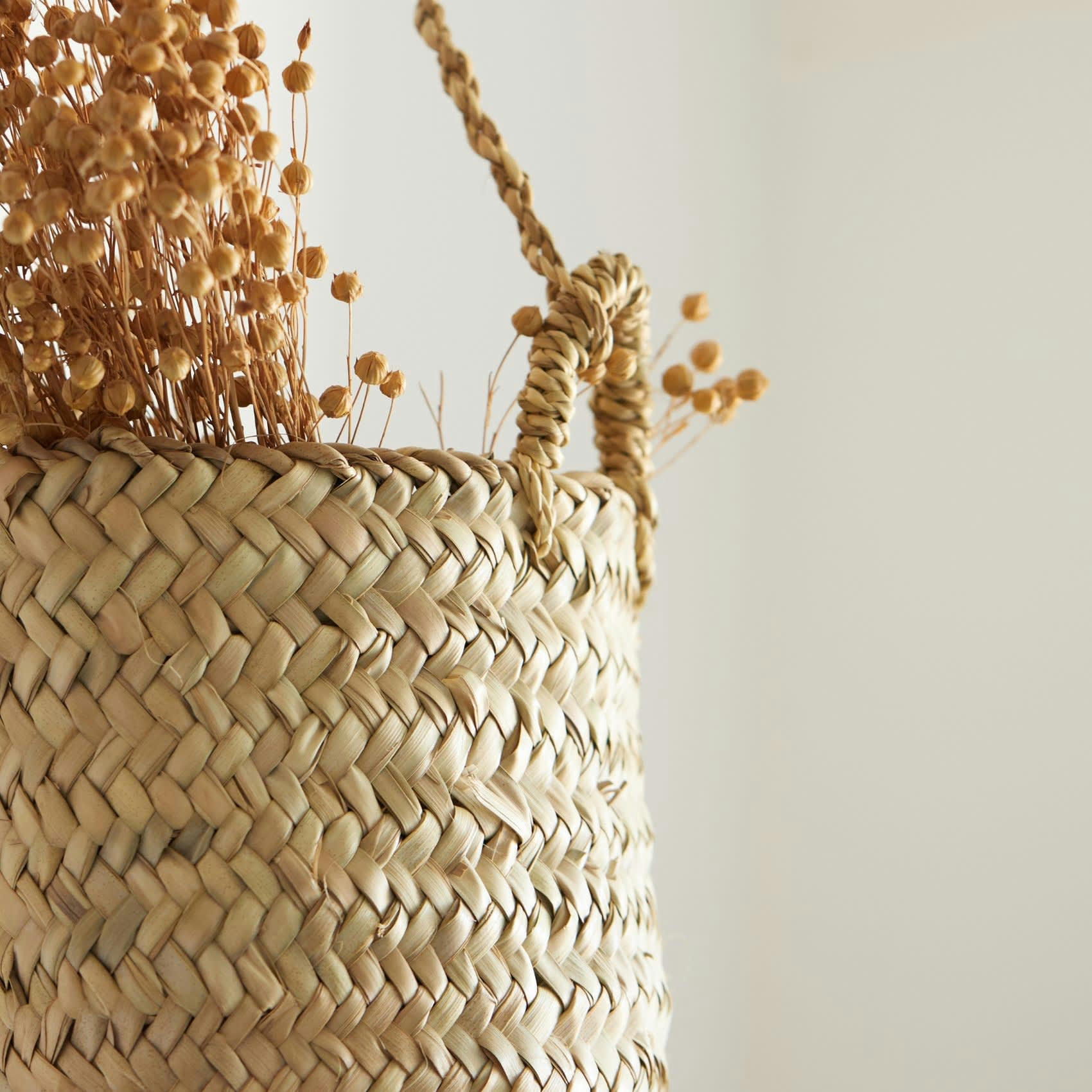 - Panier à suspendre  osier naturel 15x15 cm