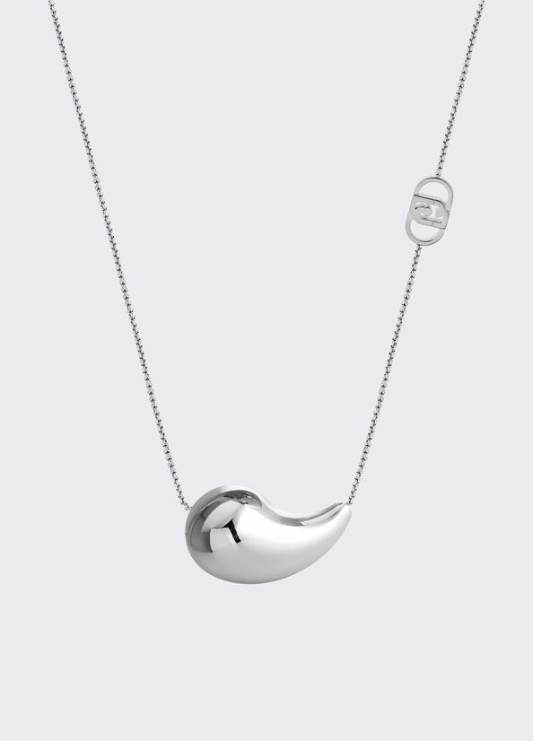 Collana con charm goccia